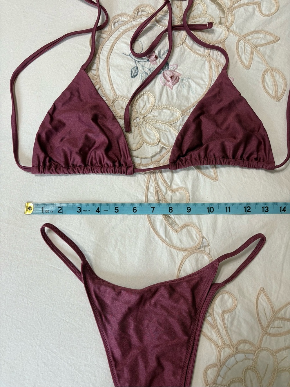 FRANKIE’S BIKINIS x SYDNEY SWEENEY Bikini Set - Picture 3 of 3